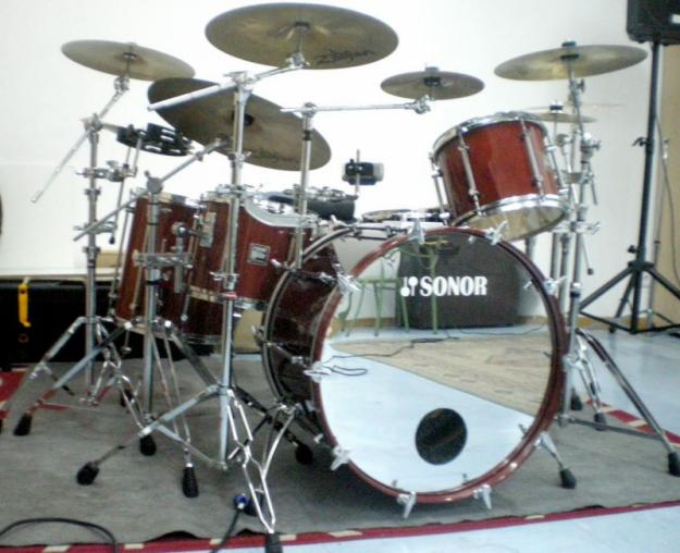 BATERÍA SONOR HILITE RED MAPLE + HARDCASE BOMBO