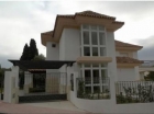Chalet con 4 dormitorios se vende en Fuengirola, Costa del Sol - mejor precio | unprecio.es