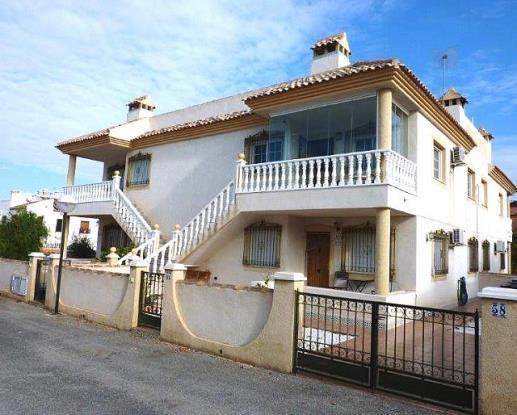 Ótimo Apartamento de Dois Quartos em Villamartin, Alicante, Espanha