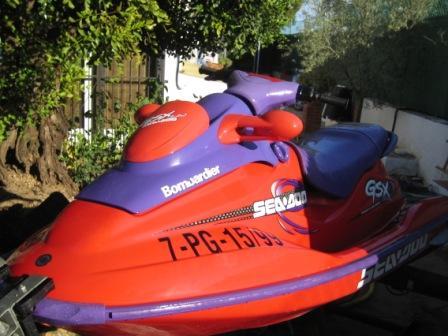 Se vende moto de agua - Bombardier GSX + remolque