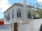 Chalet con 4 dormitorios se vende en Marbella, Costa del Sol - mejor precio | unprecio.es