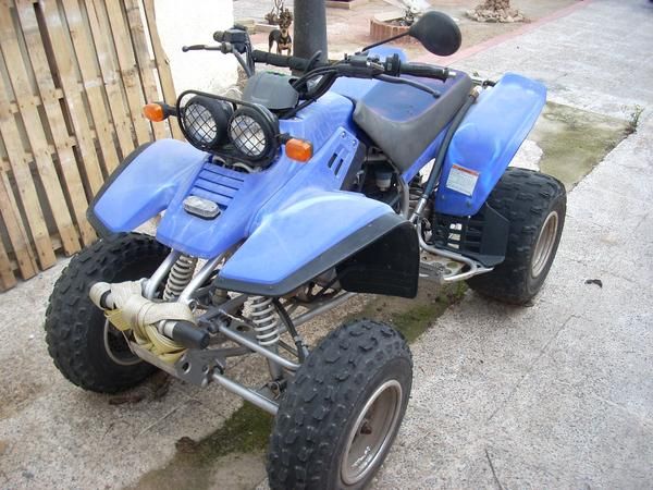 Se vende quad yamaha