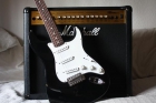 Fender Stratocaster + Marshall MG100DFX - mejor precio | unprecio.es
