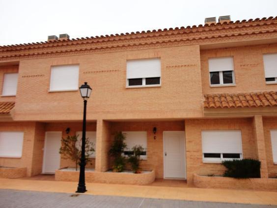 Casa adosada en Santa Cruz del Retamar