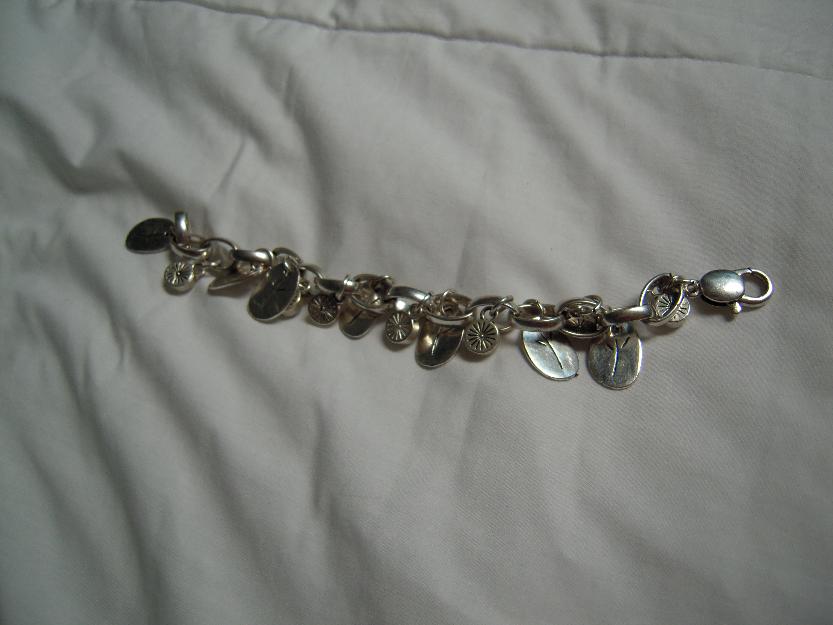 Pulsera plateada