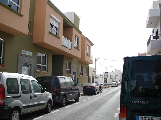 Piso en Alquiler con Garaje y Terraza en Puerto del Rosario, Fuerteventura
