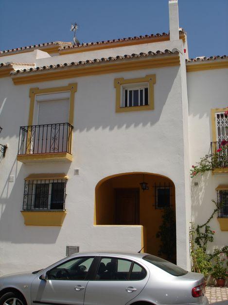 Vendo casa adosada en Marbella 150 m2