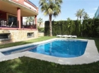 Chalet con 3 dormitorios se vende en Mijas Costa, Costa del Sol - mejor precio | unprecio.es