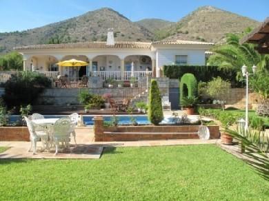 Chalet con 3 dormitorios se vende en Benalmadena Costa, Costa del Sol