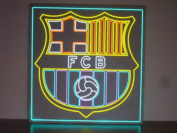 escudo barsa con hilo luminoso