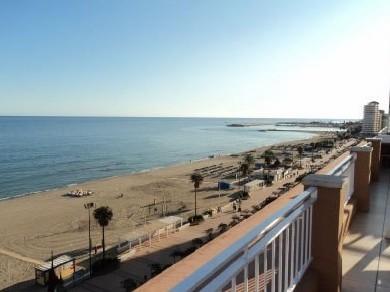Apartamento con 4 dormitorios se vende en Fuengirola, Costa del Sol