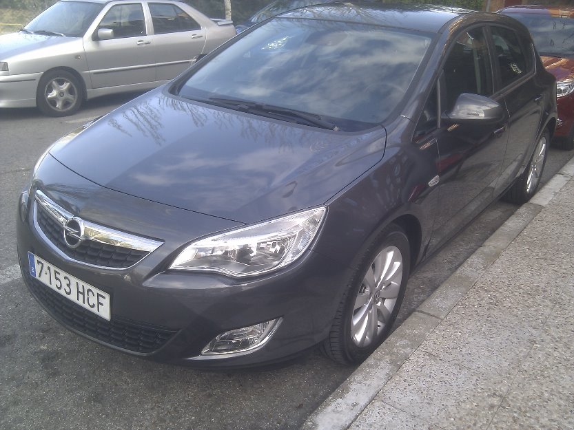 Opel astra 1.7 cdti 110 cv enjoy año 2011