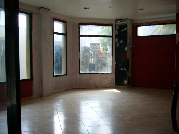 Venta local comercial 45 m2 centro de Baiona