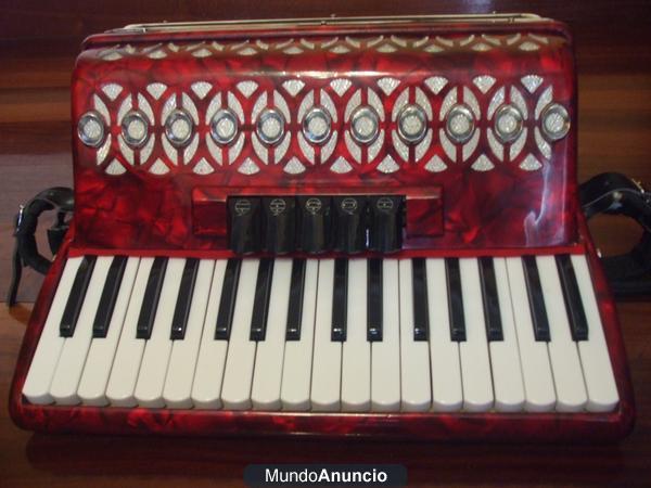 ACORDEON STELLA DE 60 BAJOS Y 3 VOCES