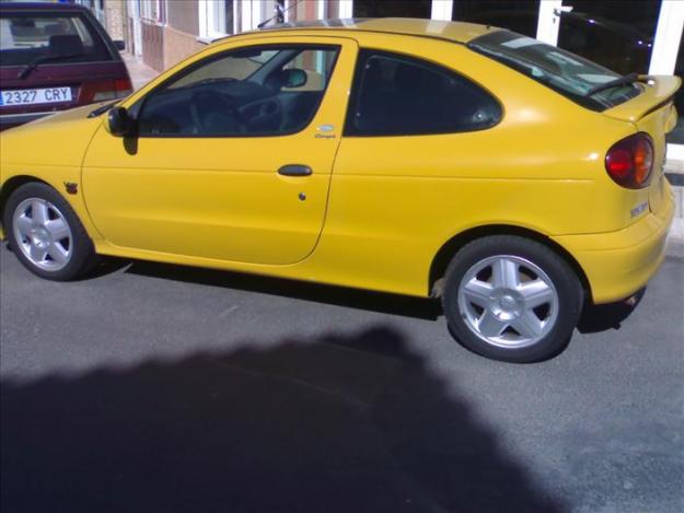 RENAULT MEGANE COUPE 1.4i EN CARTAGENA.