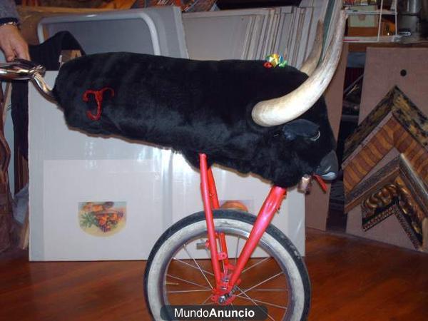 TORICO CON RUEDAS