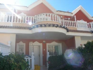 Adosado con 3 dormitorios se vende en Benijofar, Vega Baja Torrevieja