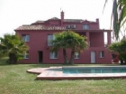 Chalet con 4 dormitorios se vende en Estepona, Costa del Sol - mejor precio | unprecio.es