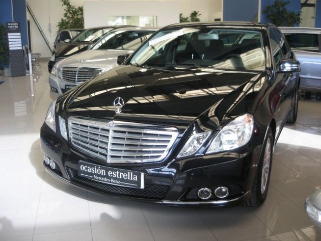 MERCEDES E 220CDI BE Aut.
