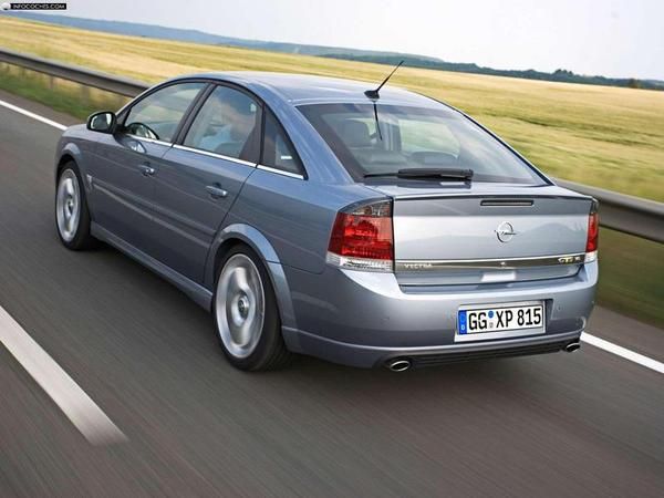 Opel Vectra CDTI 1.9 GTS