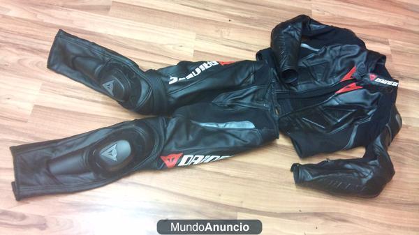 Vendo o Cambio Trage Dainese Avro 2011.