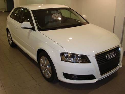 Audi A3 1.6 TDI DSG, Nuevo,Varios colores