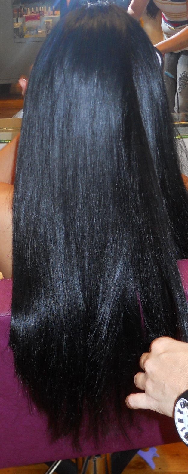 Extensiones y peluqueria estilo brasileño