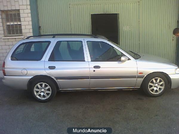 Vendo Ford escord