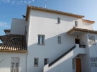 Apartamento con 3 dormitorios se vende en Estepona, Costa del Sol - mejor precio | unprecio.es