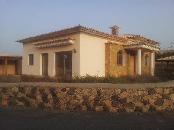 Casa Independiente en Venta en Triquivijate , Fuerteventura