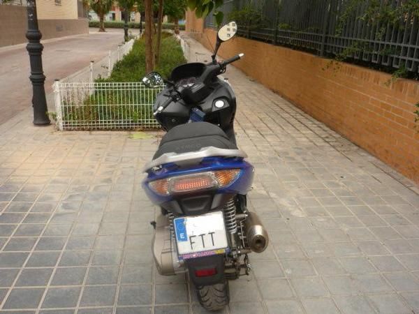 kymco xciting 500c.c. del 2007 con 13.000 kilometros por 3100 euros