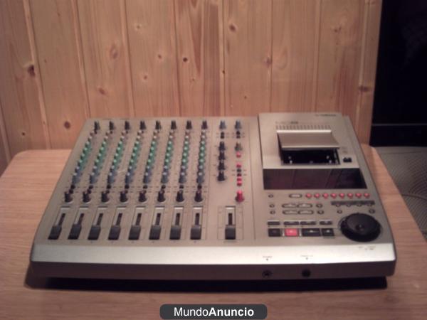 MESA GRABADORA YAMAHA MD-8 MINIDISC