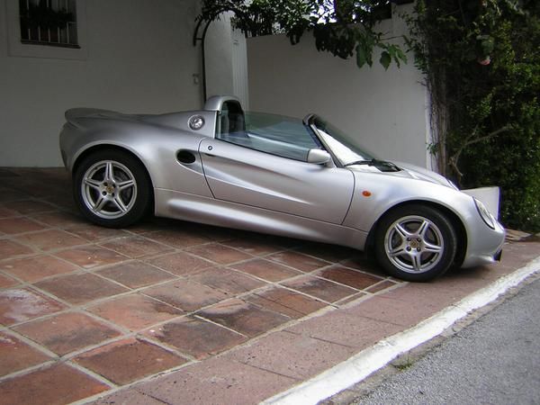 LOTUS ELISE