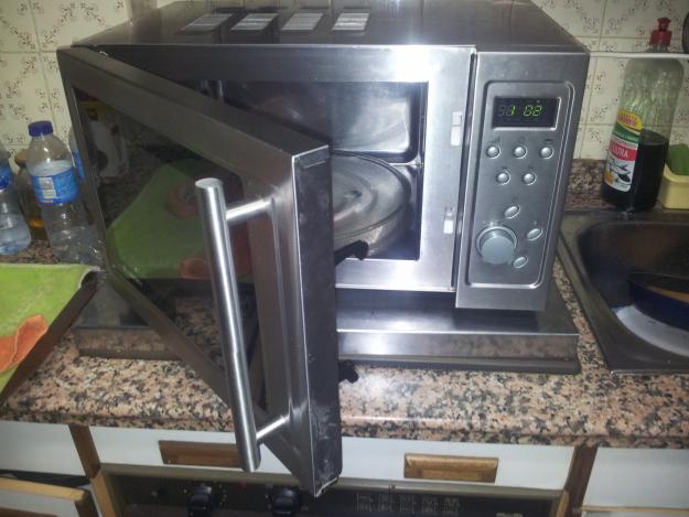 Microondas con poco uso. oportunidad