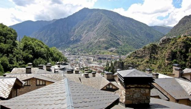 Precioso y tranquilo Atico en Escales (Andorra).
