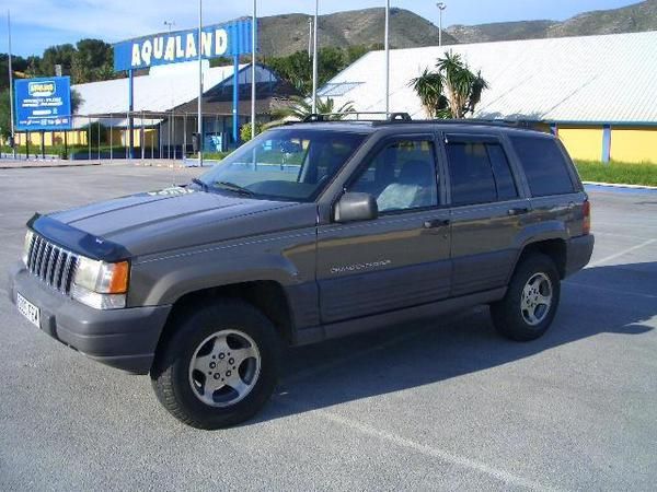 Vendo Todoterreno  Grand Cherokee Laredo