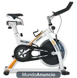 bicicleta de spinning y cinta de correr