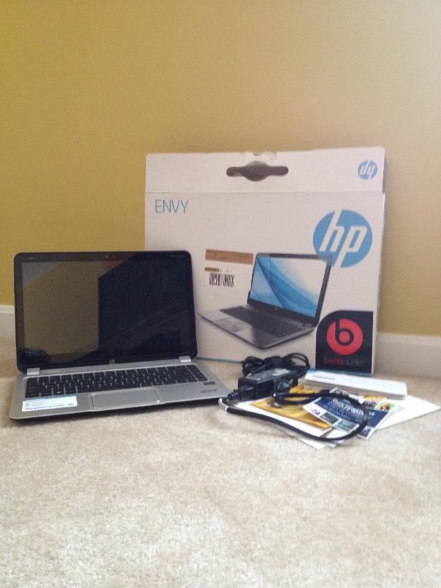 HP ENVY Ultrabook TouchSmart 4t-1100 Laptop de 14