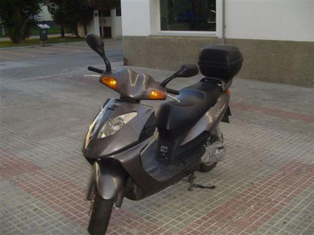 Scooter Daelim NS 125 DLX