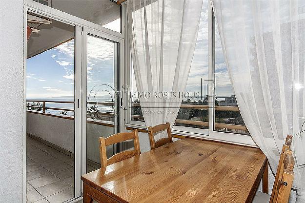 Apartamento en Roses
