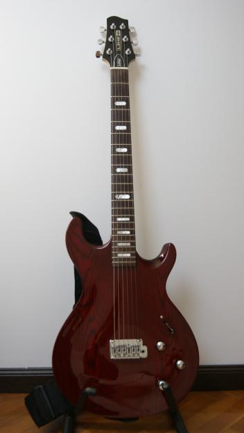 Guitarra Line 6 Variax 700 Cherry