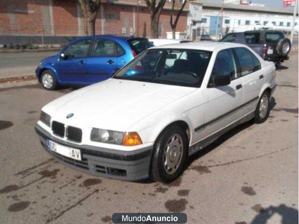 BMW 320 i [668405] Oferta completa en: http://www.procarnet.es/coche/ciudadreal/pozuelo-de-calatrava/bmw/320-i-gasolina-