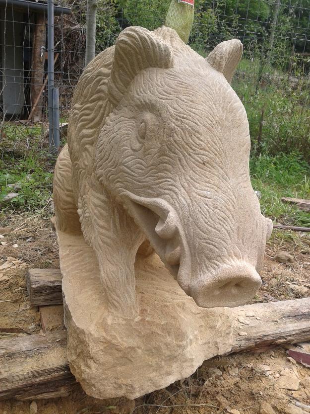 Jabali en piedra