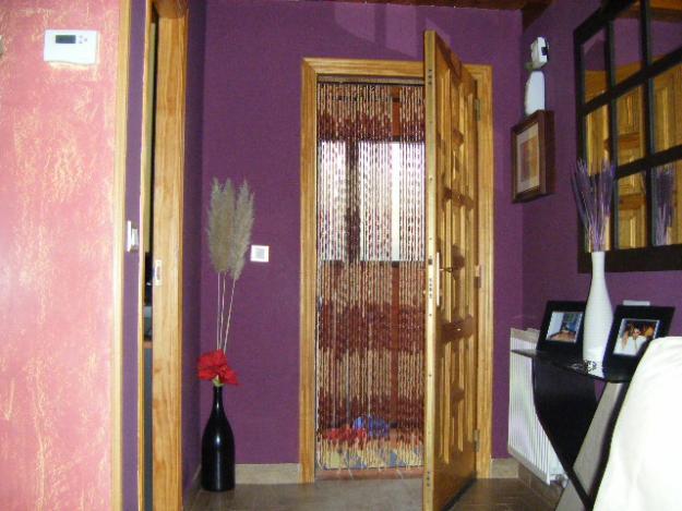 SE VENDE CHALET ADOSADO