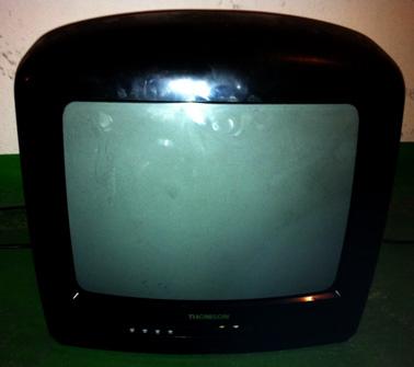 Televisor Thomson estilo vintage