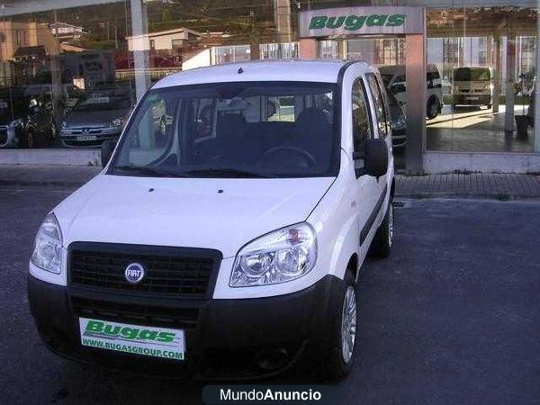 Fiat Doblo Dobló Combi 1.3Mjt Active