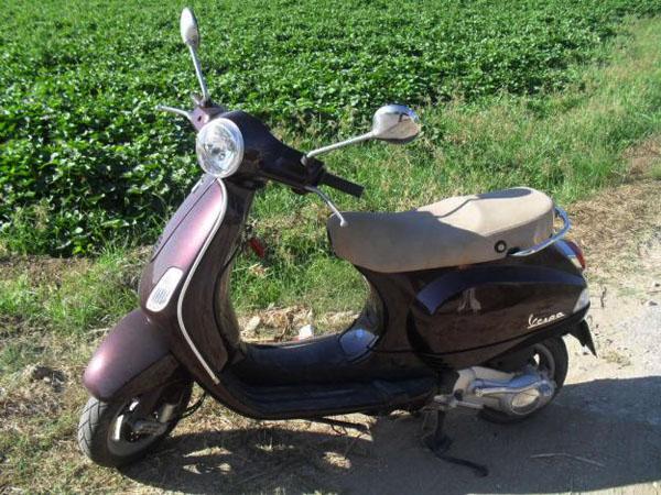 VESPA LX 125 2.000 KM sin usar