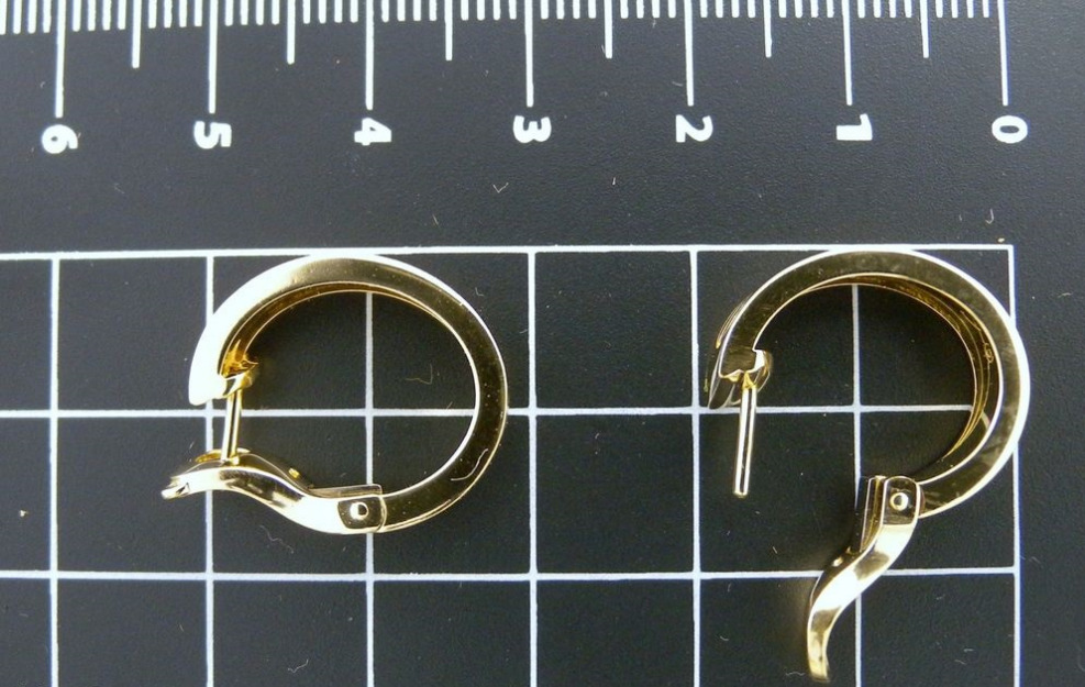 Original cartier love 18k