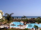 Apartamento con 3 dormitorios se vende en Estepona, Costa del Sol - mejor precio | unprecio.es