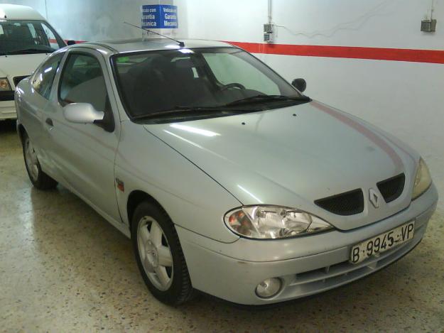 RENAULT MEGANE 1.9 DTI AÑO 2000    ITV 2010